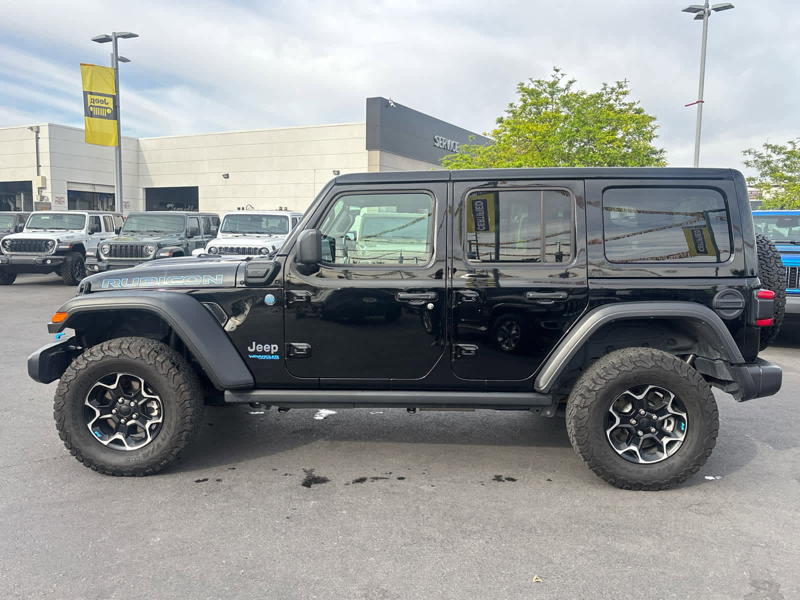 Used 2022 Jeep Wrangler Unlimited Rubicon 4xe image 8