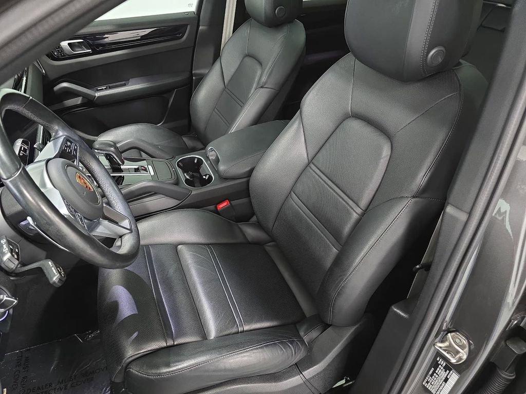 Certified 2021 Porsche Cayenne Coupe AWD/4WD image 5