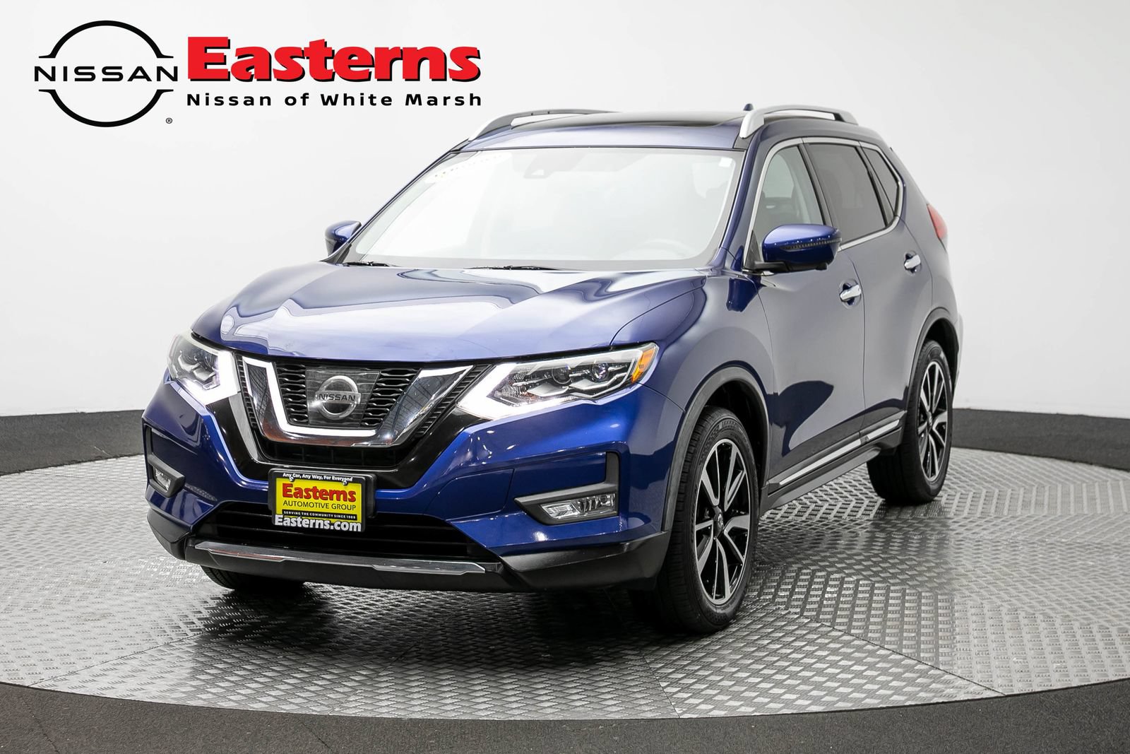 Used 2017 Nissan Rogue SL w/ SL Premium Package AWD/4WD image 1