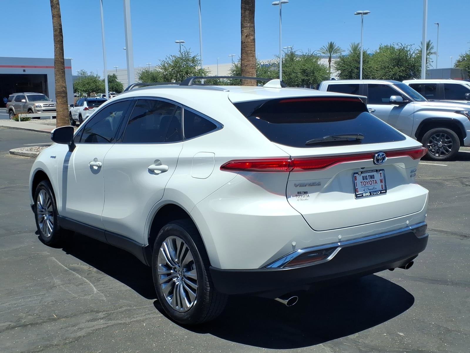 Certified 2021 Toyota Venza Limited w/ Advanced Technology Package AWD/4WD image 6