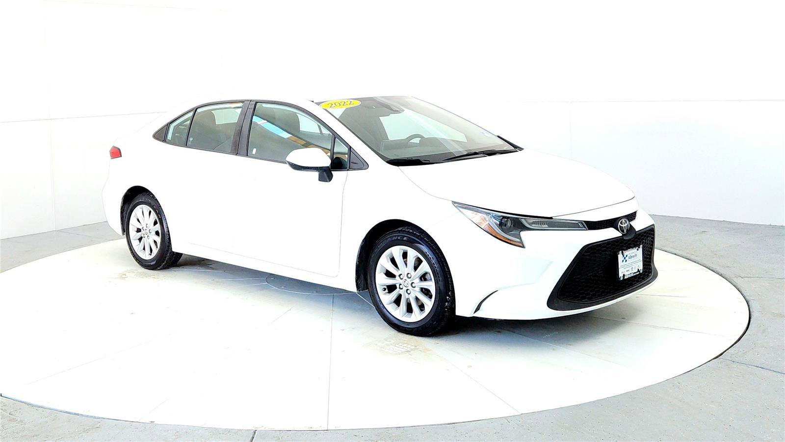 Certified 2022 Toyota Corolla LE w/ LE Convenience Package image 7