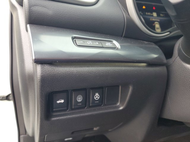 Used 2023 Nissan Maxima SR w/ Sport Mat Group image 17