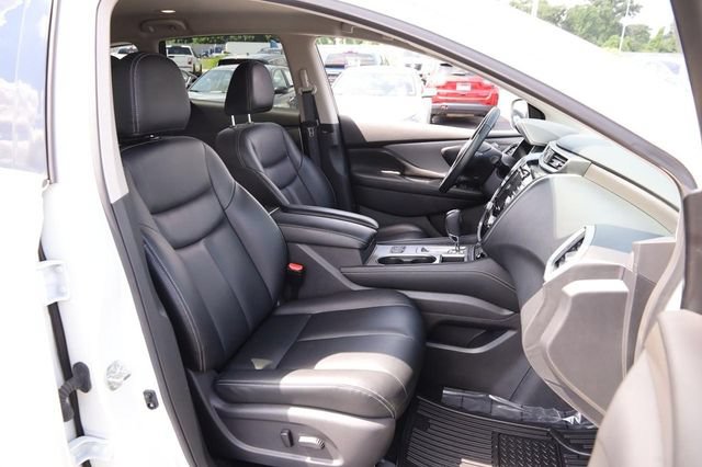 Certified 2024 Nissan Murano SV w/ SV Midnight Edition Package AWD/4WD image 25