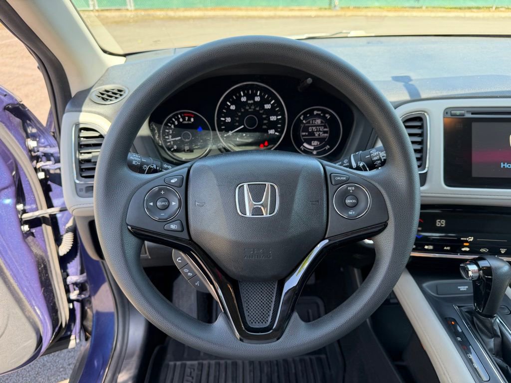 Used 2017 Honda HR-V EX image 18