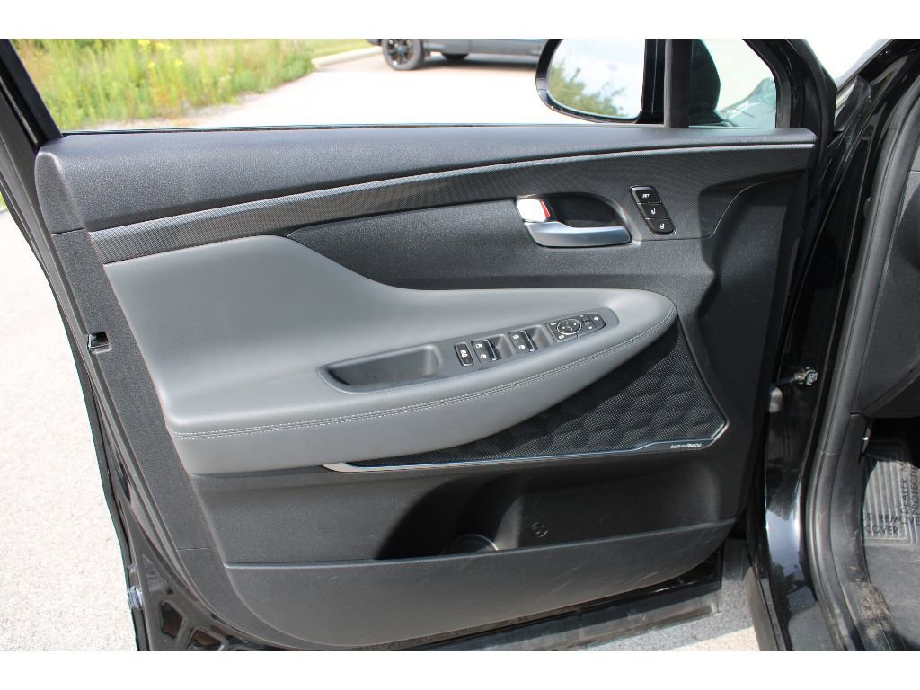 Used 2023 Hyundai Santa Fe Limited image 19