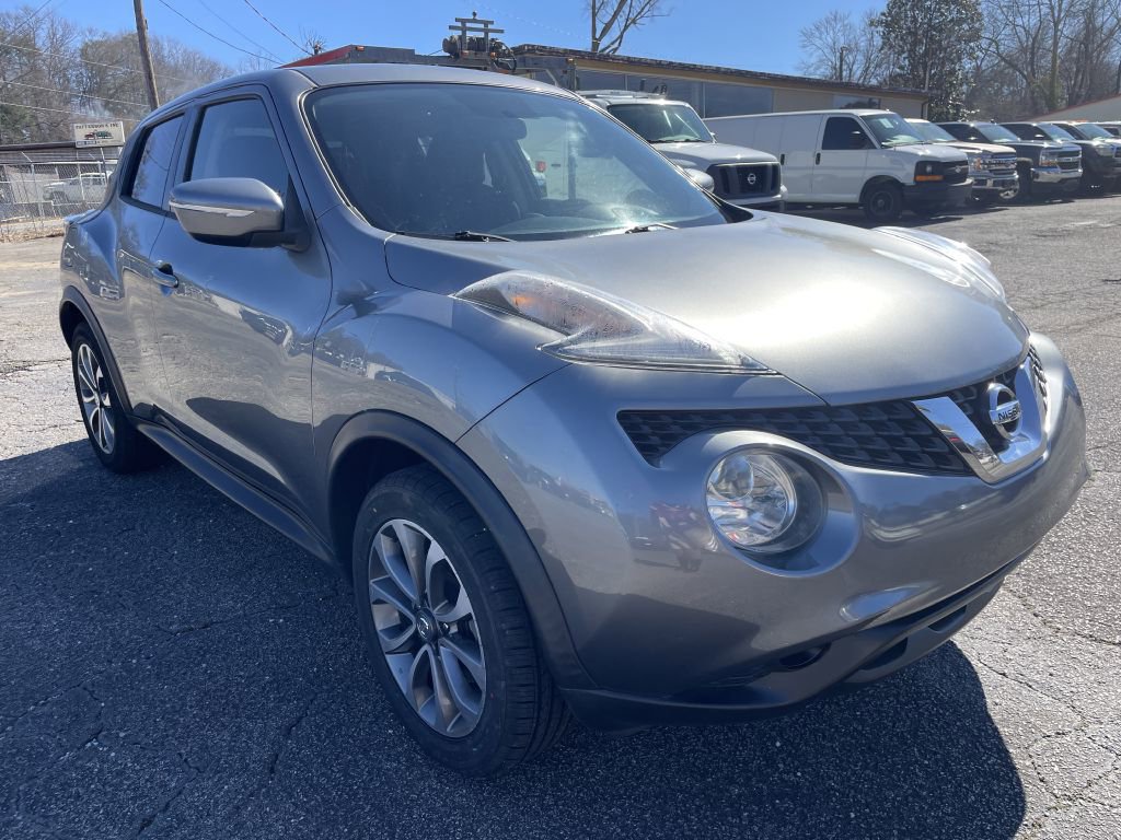 Used 2017 Nissan Juke SV AWD/4WD image 8