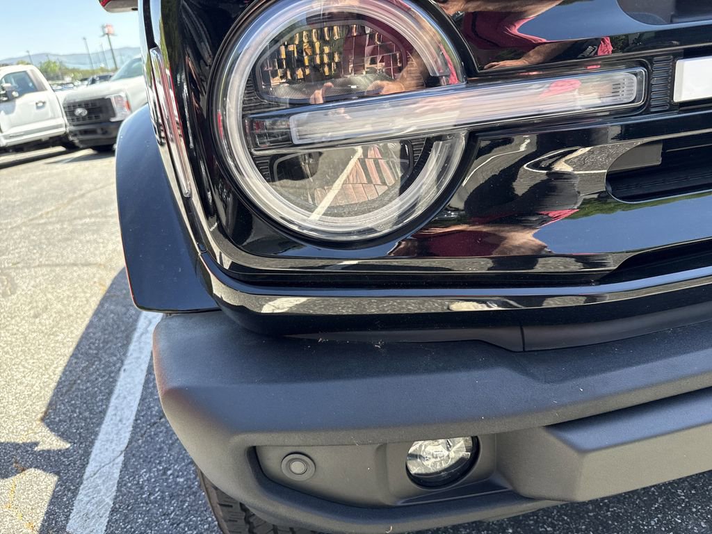 Used 2023 Ford Bronco Outer Banks AWD/4WD image 11
