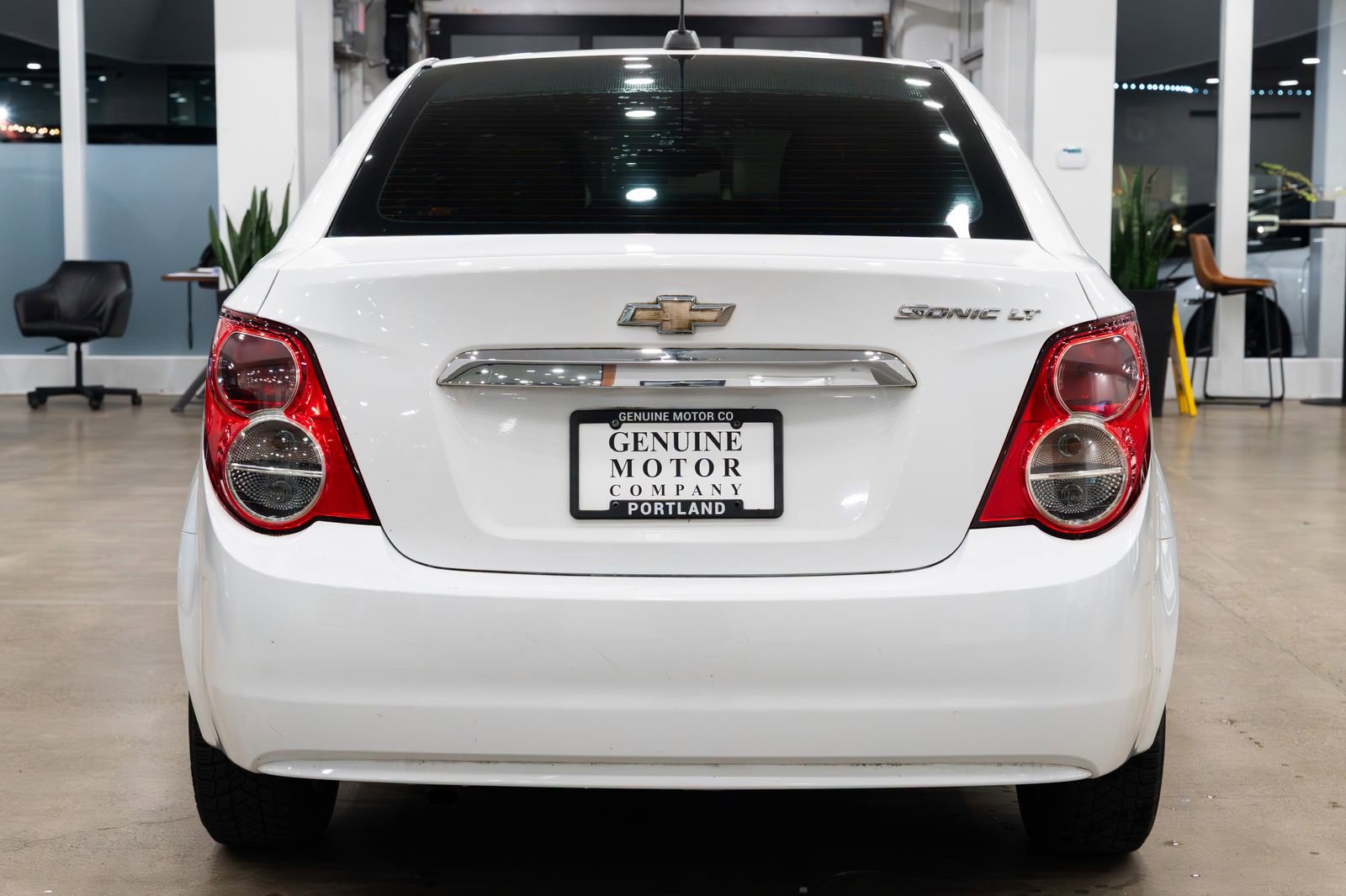 Used 2015 Chevrolet Sonic LT image 5