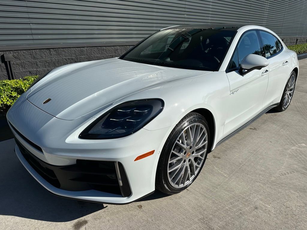 Used 2026 Porsche Panamera 4 image 7