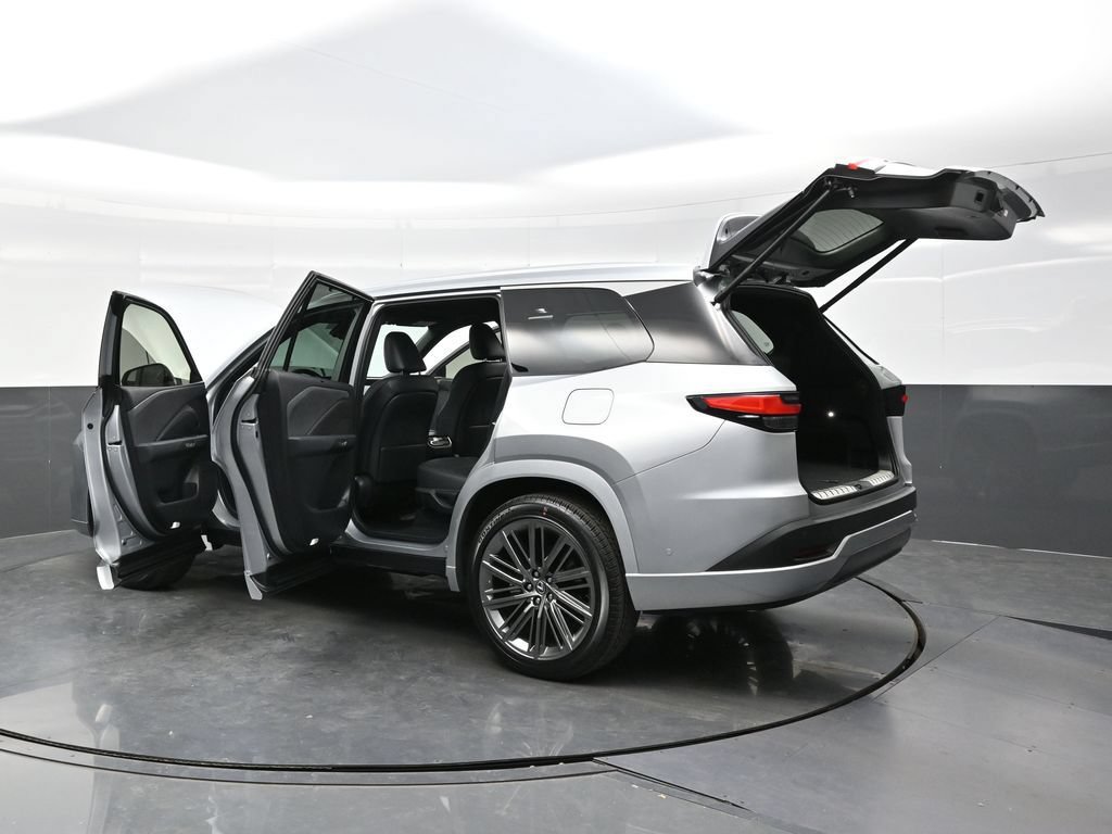 Used 2024 Lexus TX 550h AWD Plug-In Hybrid w/ Technology Package image 56