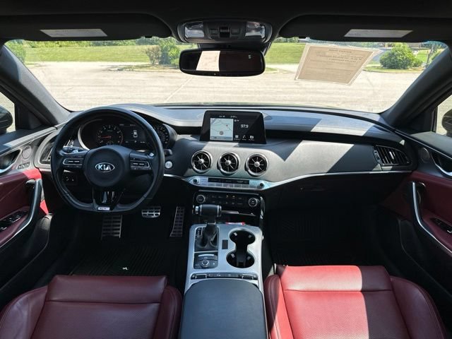 Used 2021 Kia Stinger GT1 RWD image 10