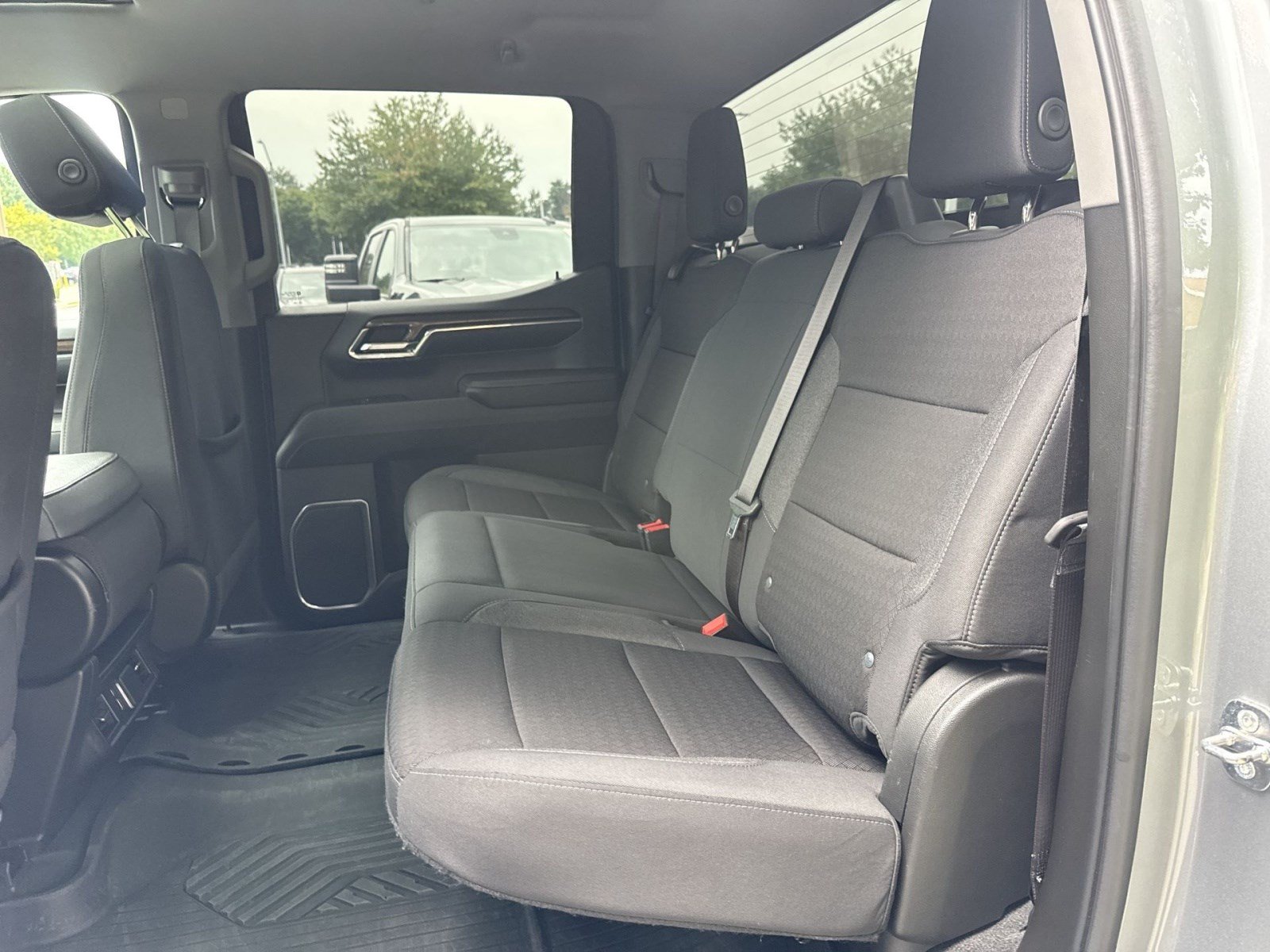 Used 2024 Chevrolet Silverado 1500 LT Trail Boss AWD/4WD image 24