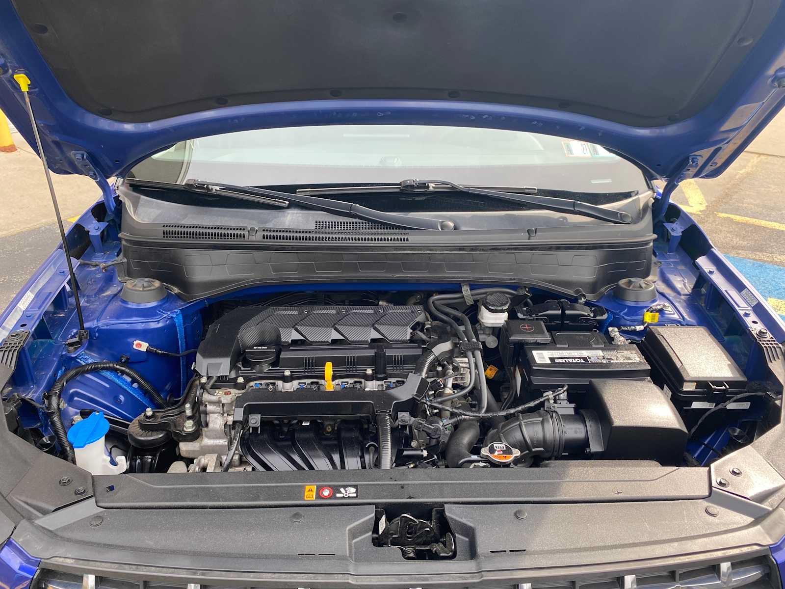 Used 2023 Hyundai Venue SEL FWD image 6