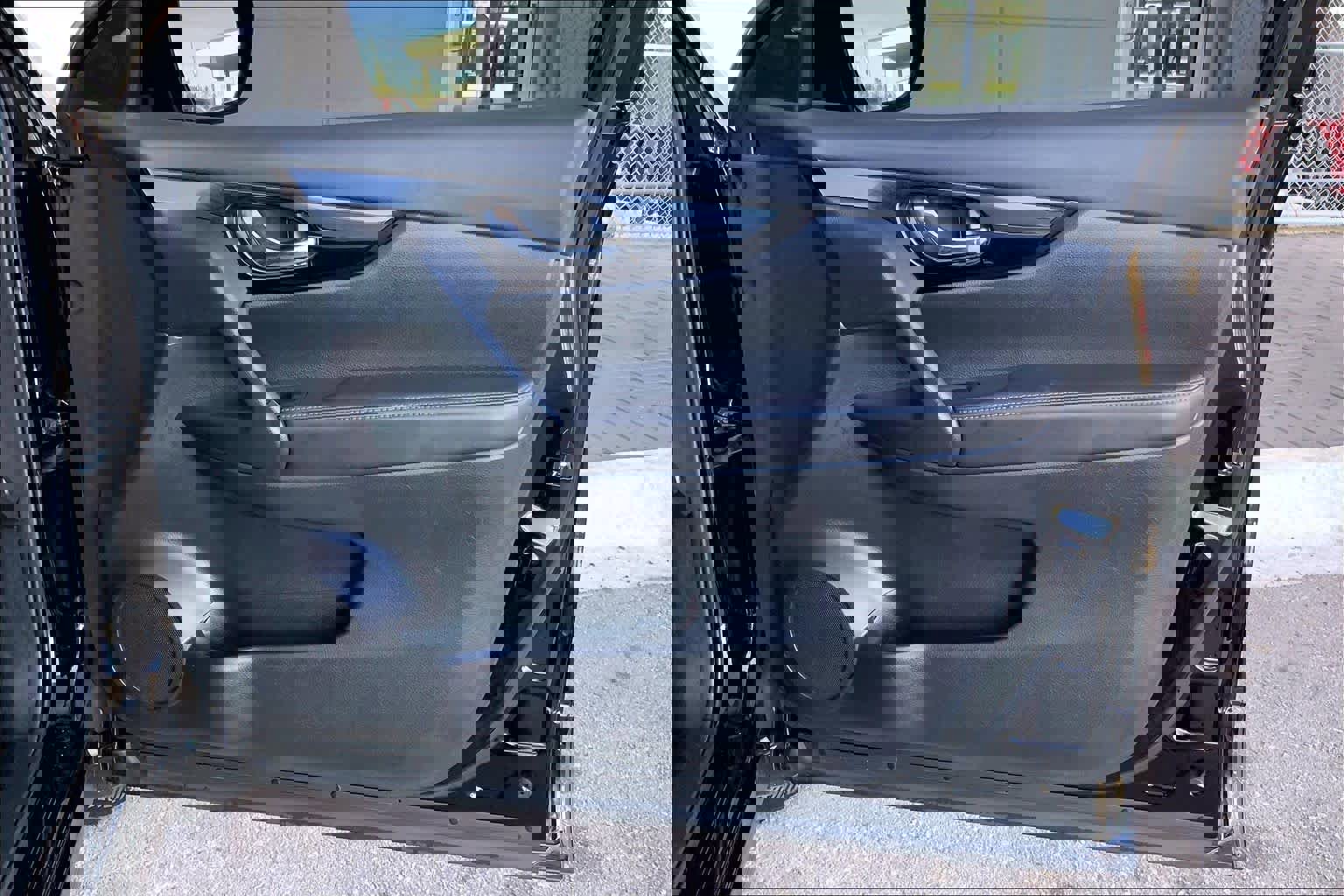 Used 2022 Nissan Rogue Sport SV image 23