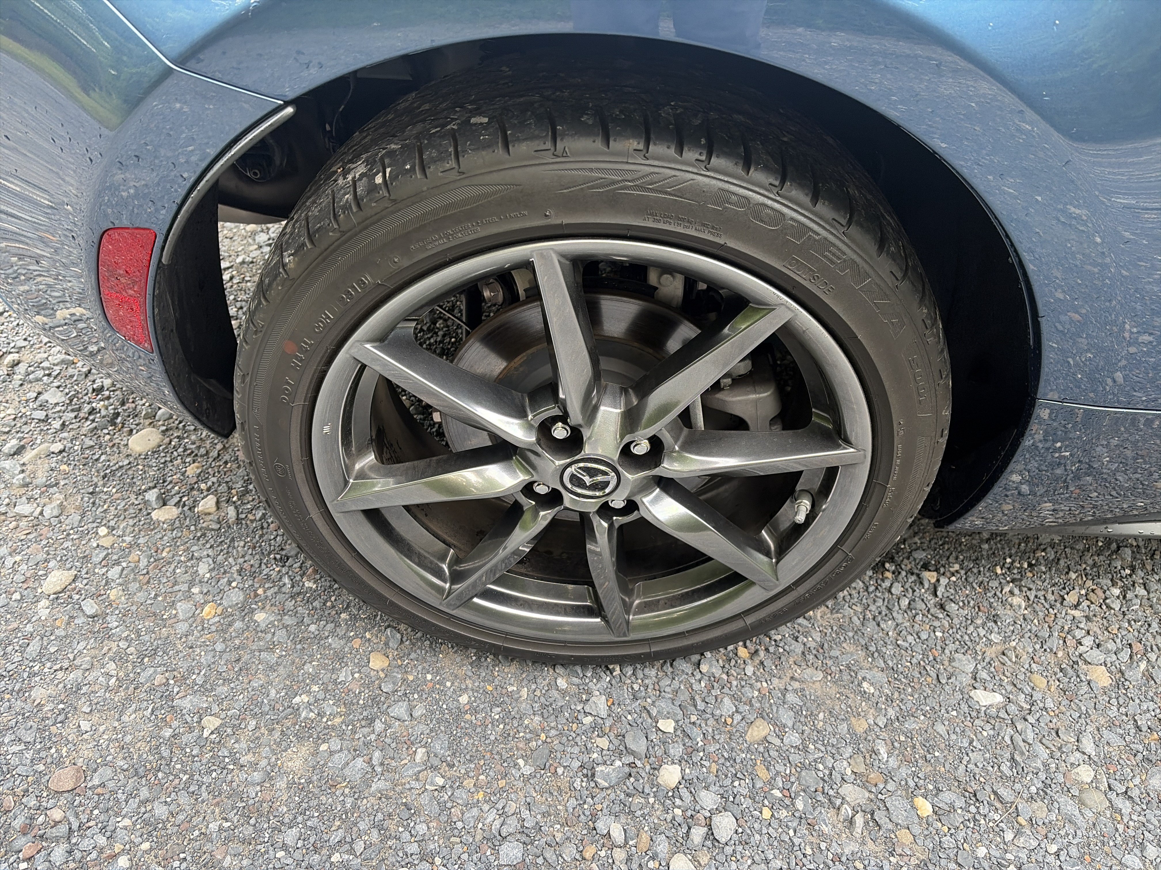 Used 2019 MAZDA MX-5 Miata RF Grand Touring RWD image 13