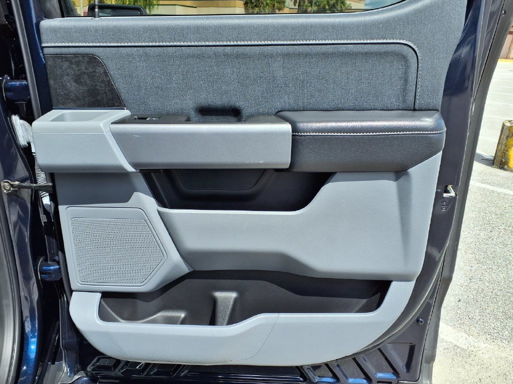 Used 2023 Ford F150 Lightning XLT AWD/4WD image 15