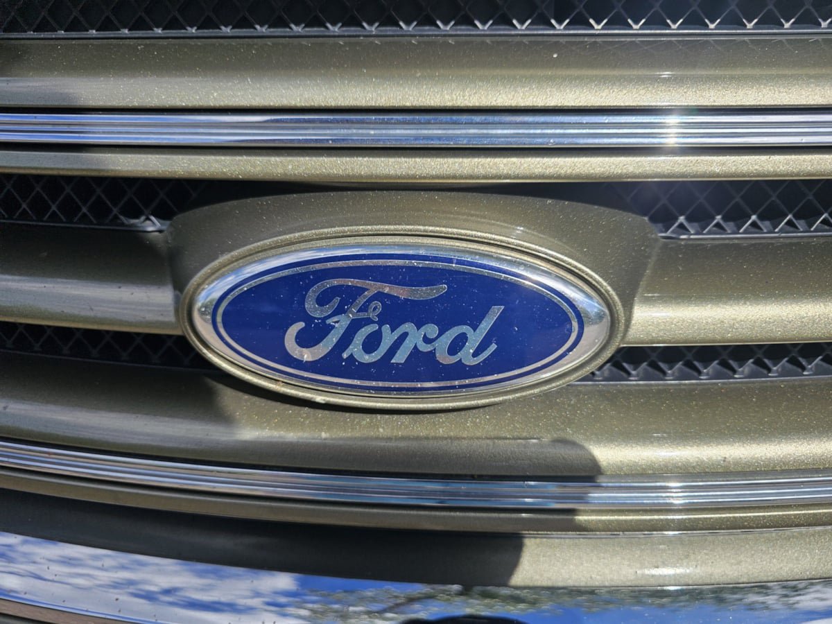 Used 2013 Ford Taurus Limited FWD image 47