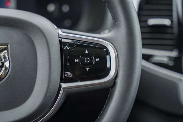 Used 2023 Volvo XC90 B6 Ultimate w/ Lounge Package image 28