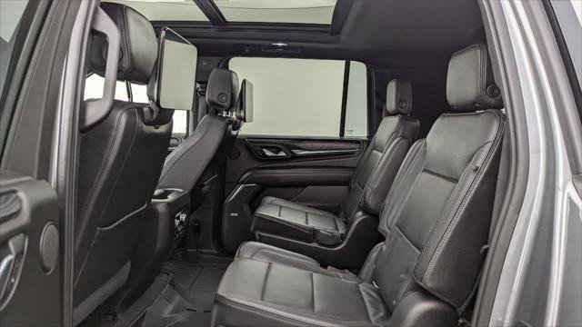 Used 2021 GMC Yukon XL Denali w/ Denali Premium Package image 17