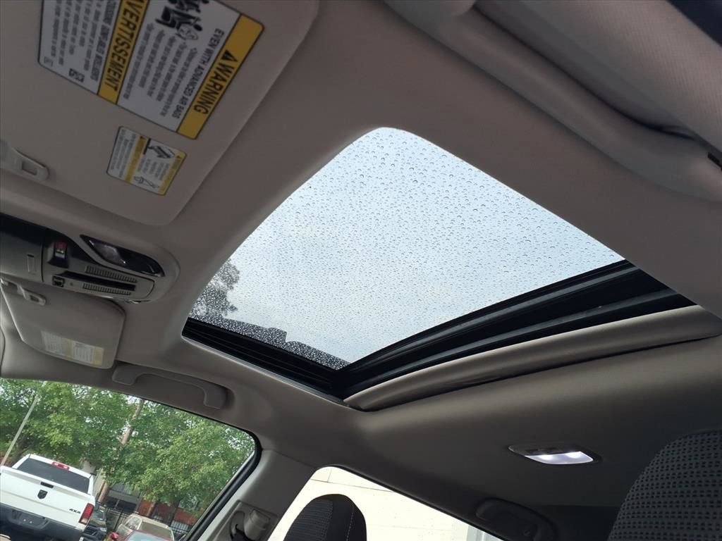 Used 2024 Subaru Outback Premium w/ Popular Package #1A image 11