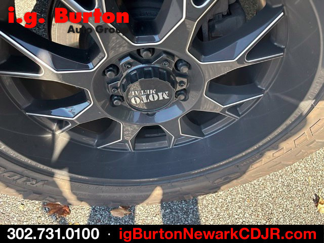 Used 2022 Chevrolet Silverado 1500 Custom AWD/4WD image 7