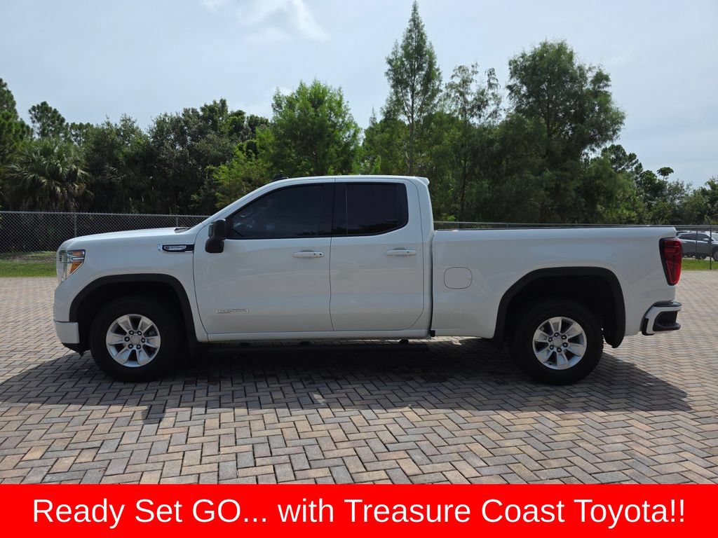 Used 2022 GMC Sierra 1500 Elevation w/ Preferred Package RWD image 9