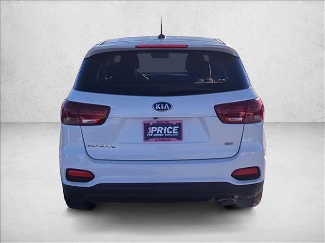 Used 2019 Kia Sorento LX image 6
