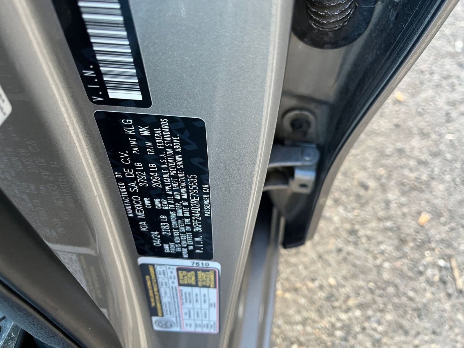 Used 2024 Kia Forte LXS image 29