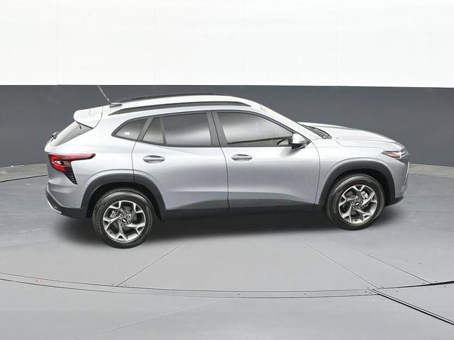 Used 2024 Chevrolet Trax LT w/ Driver Confidence Package FWD image 66