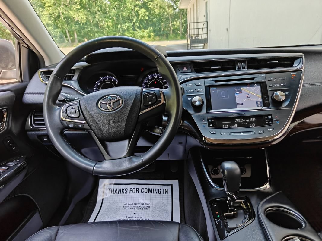Used 2015 Toyota Avalon XLE Touring FWD image 20