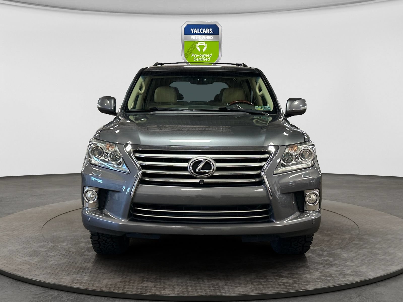 Used 2013 Lexus LX 570 4WD w/ Luxury Pkg image 8