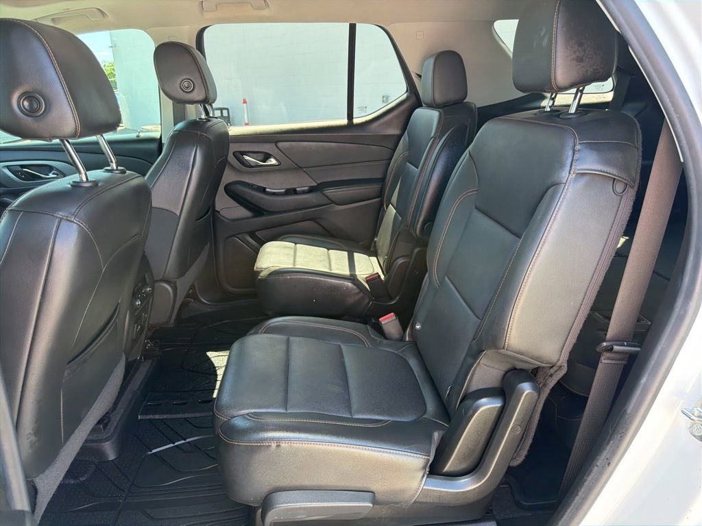 Used 2019 Chevrolet Traverse Premier w/ Redline Edition FWD image 15