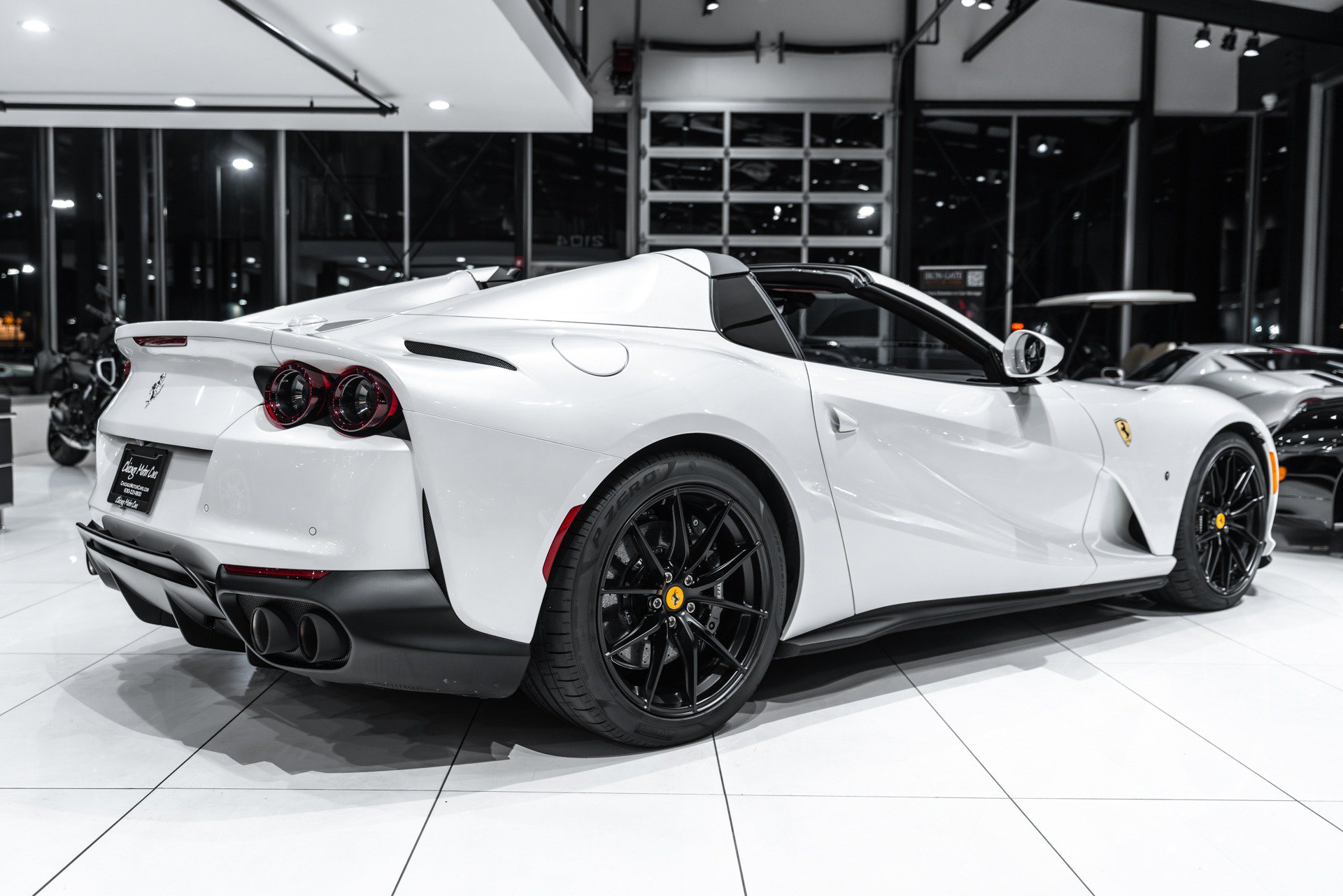 Used 2023 Ferrari 812 GTS RWD image 5
