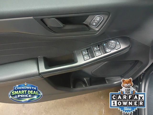 Used 2025 Ford Escape Active AWD/4WD image 9