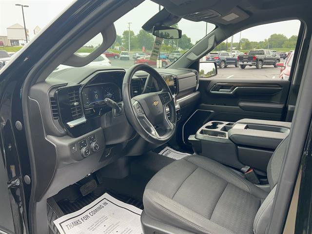 Used 2023 Chevrolet Silverado 1500 LT AWD/4WD image 13
