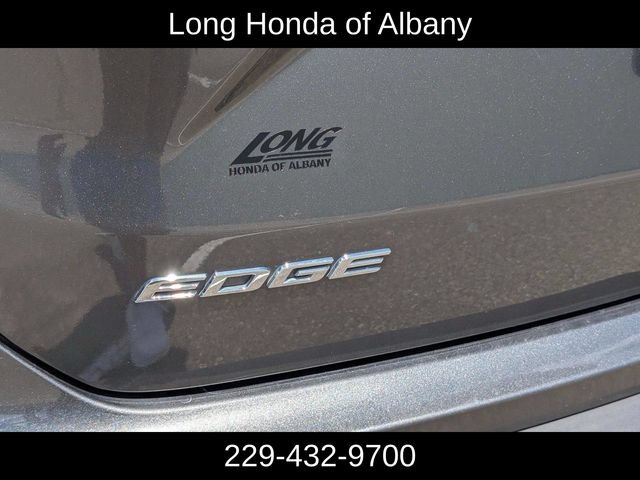 Used 2020 Ford Edge Titanium AWD/4WD image 14