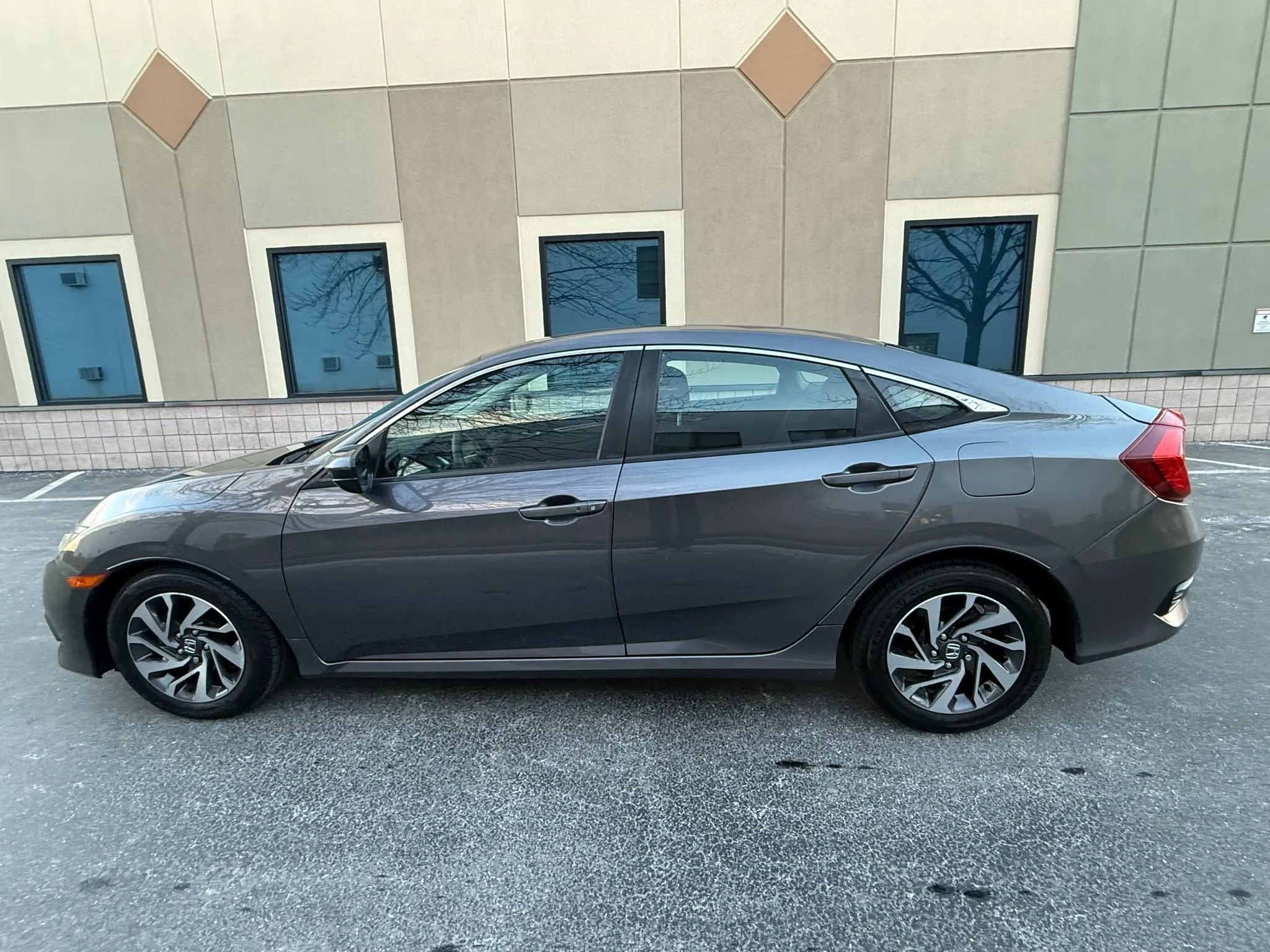 Used 2016 Honda Civic EX image 7
