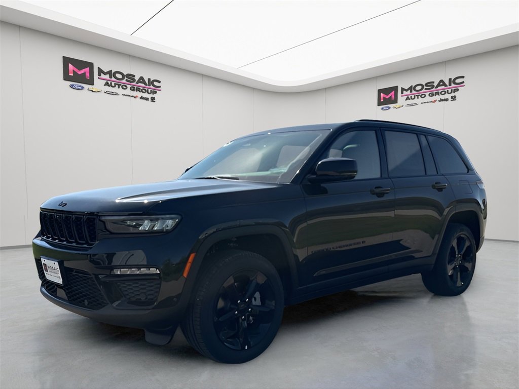 New 2025 Jeep Grand Cherokee Limited w/ Luxury Tech Group II image 3