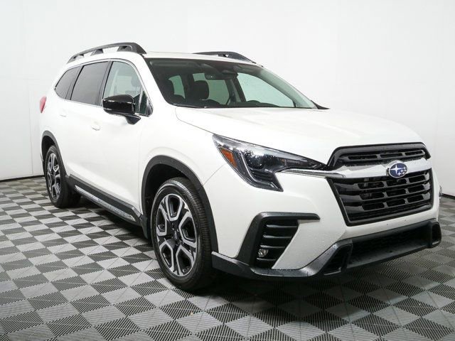 Used 2025 Subaru Ascent Limited AWD/4WD image 29