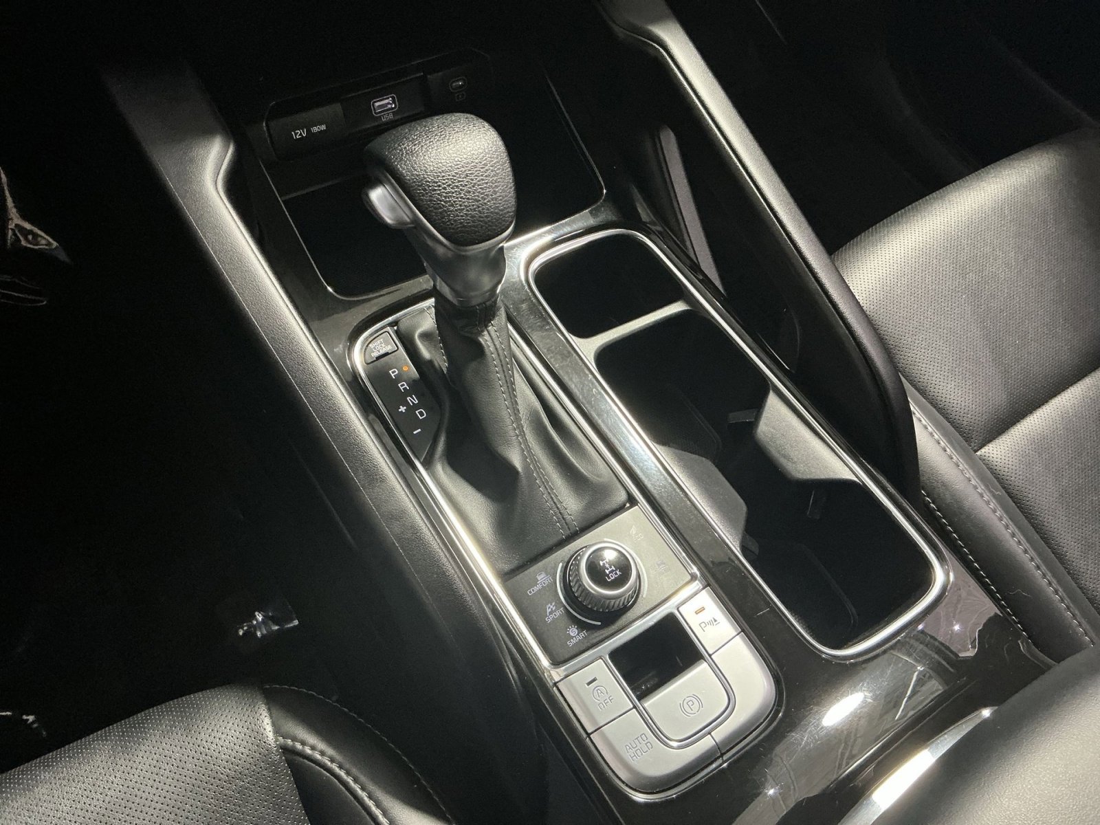 Used 2024 Kia Telluride LX image 23