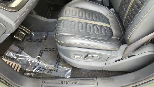 Used 2022 Rivian R1S Launch Edition image 38