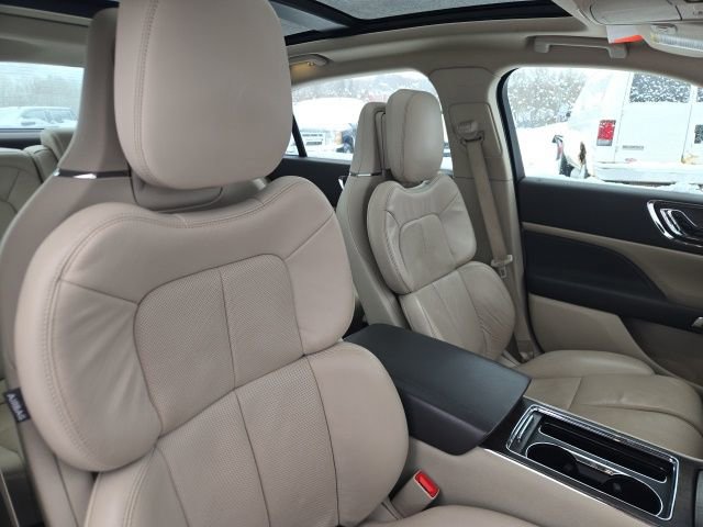 Used 2020 Lincoln Continental Reserve image 42