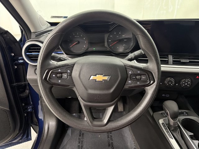 Certified 2024 Chevrolet Trax LS w/ LS Convenience Package FWD image 28