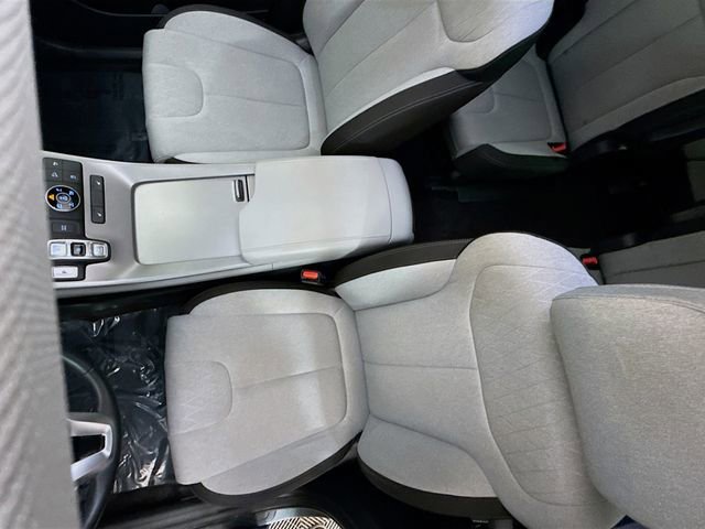 Used 2020 Hyundai Palisade SEL w/ Winter Weather Package image 21