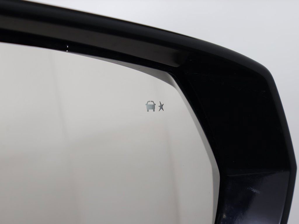 Used 2025 Chevrolet Tahoe High Country w/ Sun And Tow Package image 47