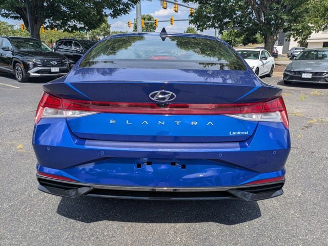 Certified 2023 Hyundai Elantra Limited FWD image 5