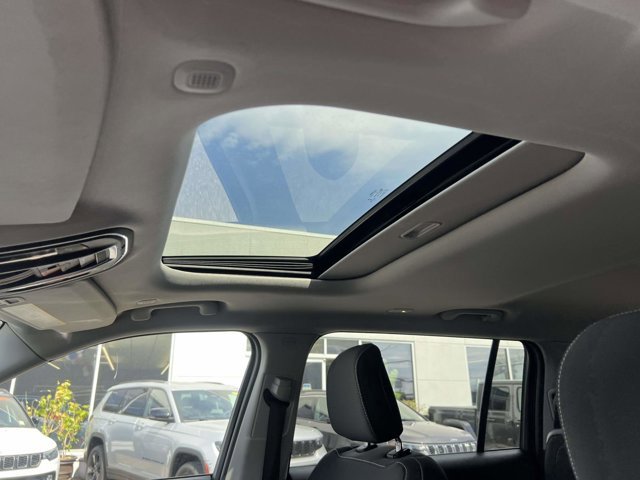 Certified 2023 Jeep Grand Cherokee L Laredo w/ Luxury Tech Group I image 19