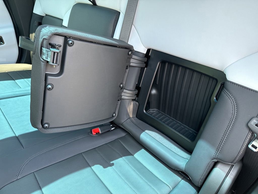 New 2025 GMC Hummer EV 2X w/ LPO, Dark Essentials Package image 50