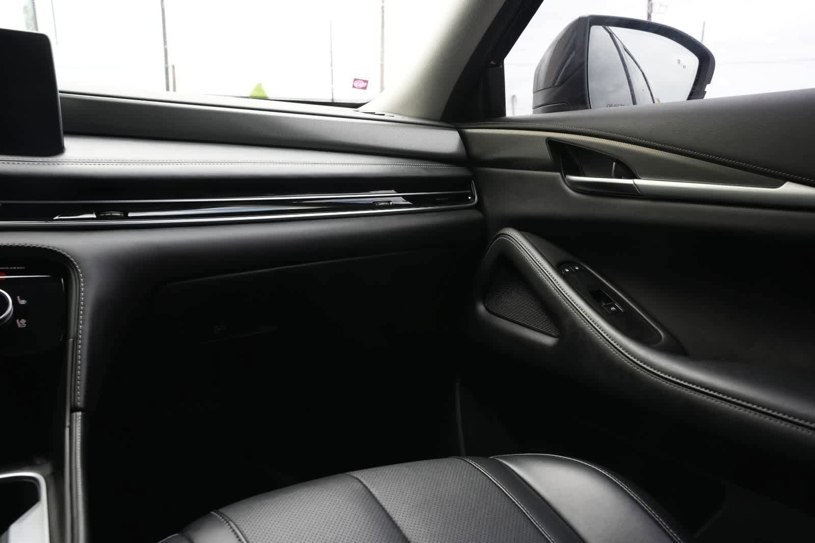Certified 2023 INFINITI QX60 Luxe w/ Cargo Package image 8