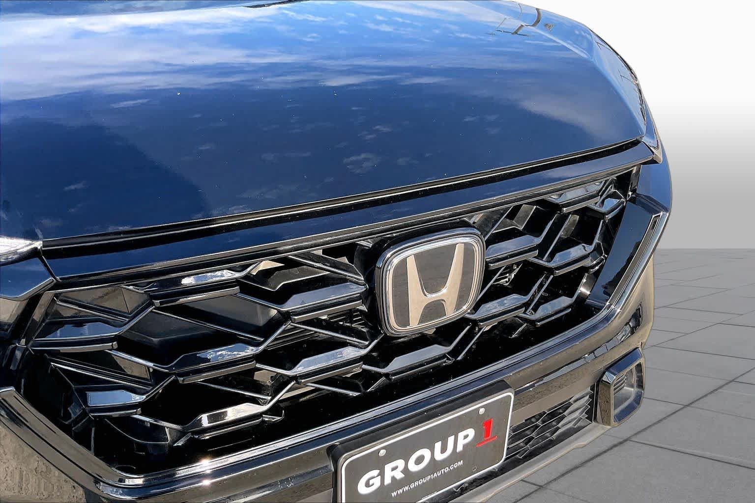 Used 2025 Honda CR-V Sport image 30
